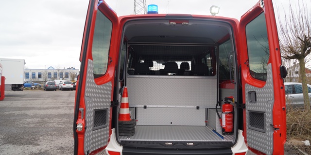 HENSEL Fahrzeugbau GmbH & Co. KG Arbeitsprobe MZF-MTW-MTF - VW Crafter (3665) Flachdach